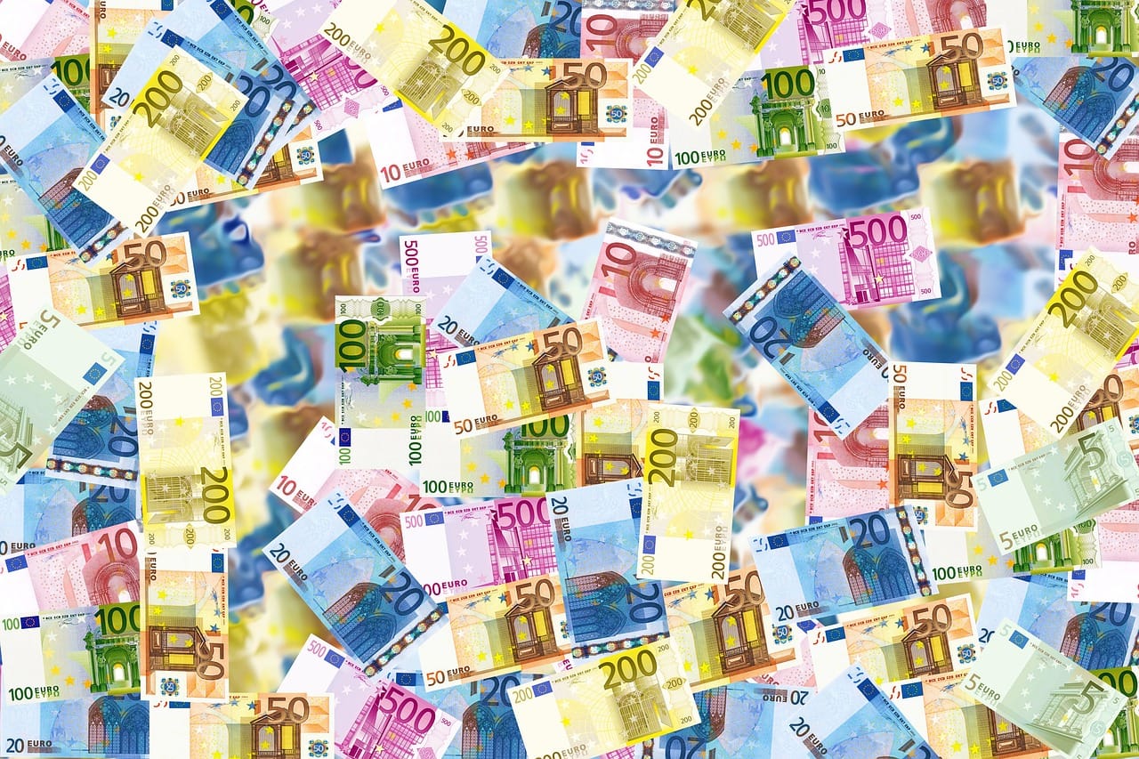 Capa do artigo: PHP — Cotação de Moedas Diversas