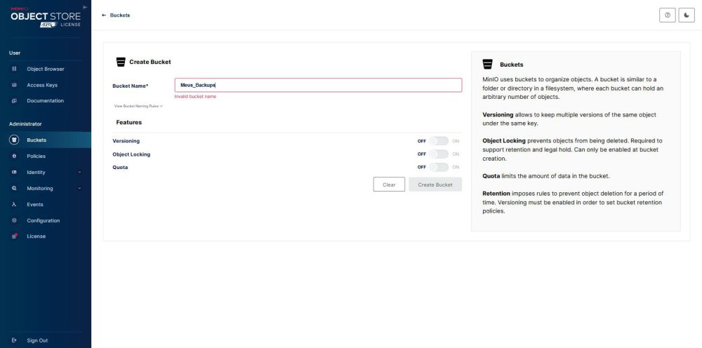 Formulário Create Bucket do MinIO com o nome Meus_Backups em vermelho e a mensagem Invalid bucket name abaixo do campo