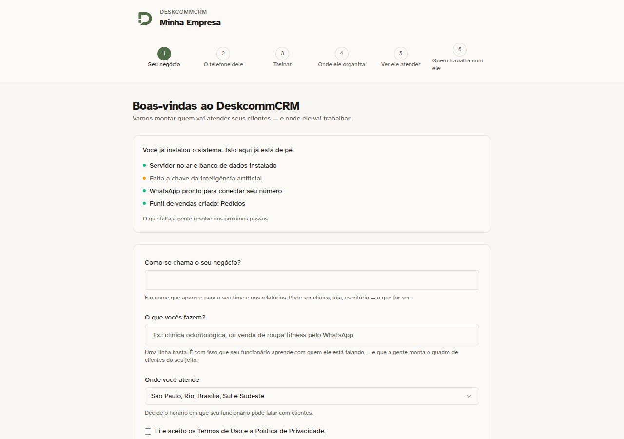 Primeira tela do onboarding, com seis passos numerados no topo e um resumo mostrando que o servidor e o banco já estão instalados e que falta a chave de inteligência artificial