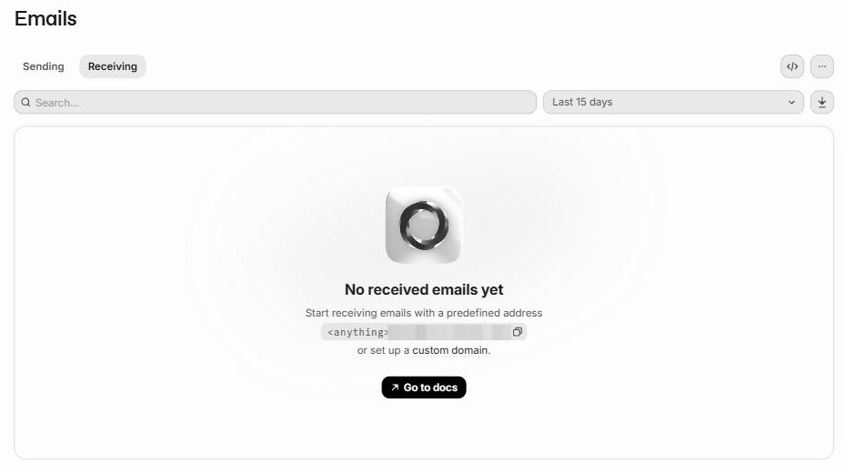 A aba Receiving do painel da Resend, ainda sem e-mails recebidos, oferecendo um endereço pronto no formato anything arroba um subdomínio resend.app, borrado